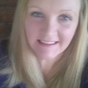 Meet your Posher, Ava